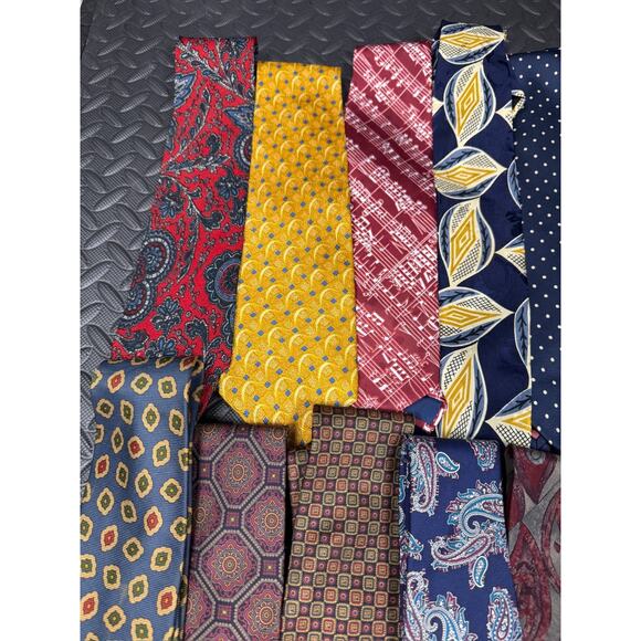 Lot of 50 Groovy Ties: Mostly Silk, Classic Mix J. Garcia Alfani Dior Everything - Picture 5 of 11